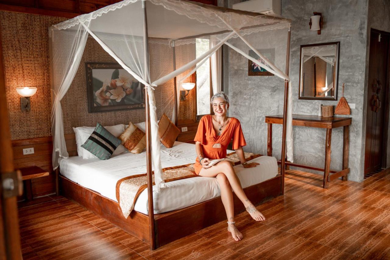 Sensi Paradise Beach Resort Koh Tao Exterior photo